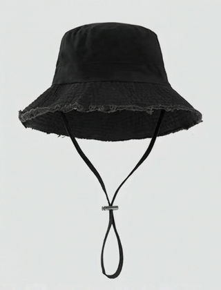 Black frayed-edge bucket hat