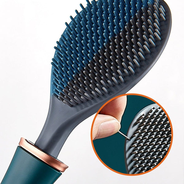 Close view of the flexible Dark Green brush head