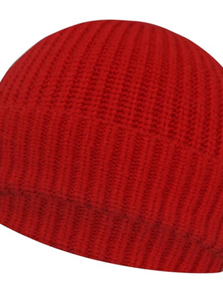 Red short-cuff rib-knit beanie