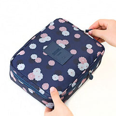 Dark Blue Flowers makeup travel organizer